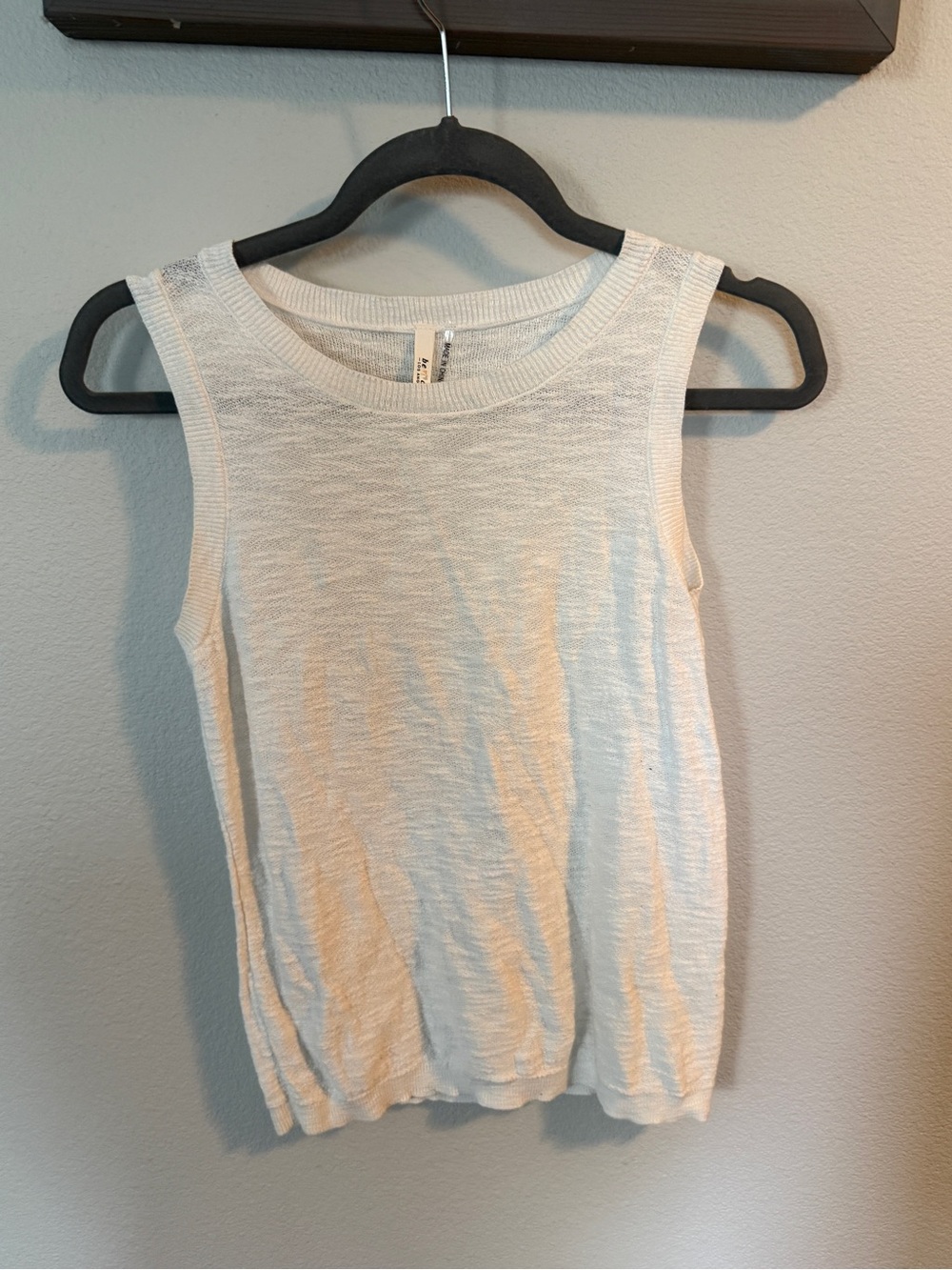 BE COOL White Sleeveless Knit Tank Top